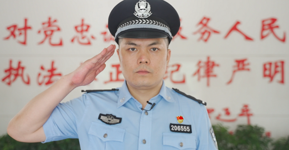 【原創】重慶銅梁最美民警王櫟：打擊破案當尖兵 治安先鋒勇擔當_fororder_微信圖片_20221123165122