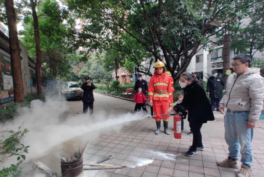 【原創】重慶九龍坡警方紮實推進歲末安全隱患排查整治_fororder_微信圖片_20230104144649