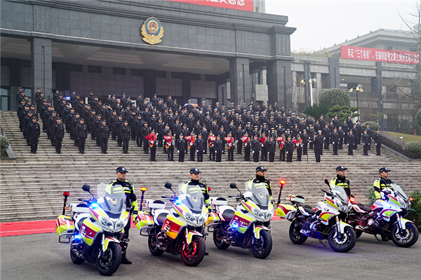 重慶涪陵公安舉行慶祝第三個中國人民警察節暨“2022年度民警榮休儀式”_fororder_圖片1