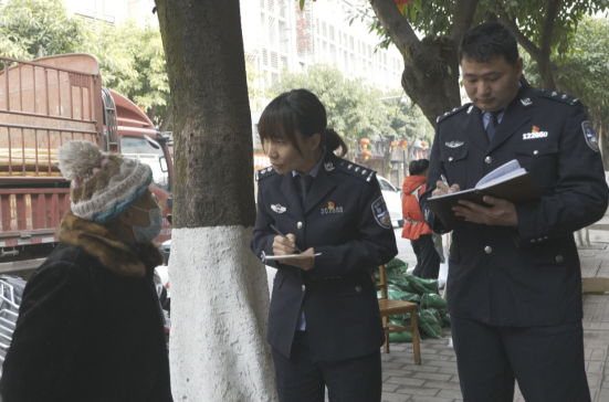 【原創】男子尋母36年 重慶渝北警方助其團圓_fororder_微信圖片_20230216163850