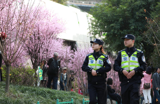 【原創】重慶渝中警方：嚴查嚴管無人機違規飛行_fororder_微信圖片_20230303113321