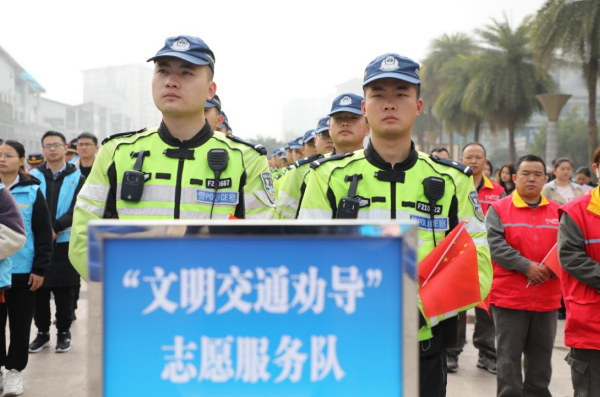 【原創】弘揚雷鋒精神 重慶永川區公安局“文明交通勸導”志願服務隊在行動_fororder_微信圖片_20230306163614