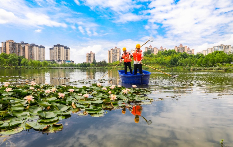 重慶墊江：清漂護碧水