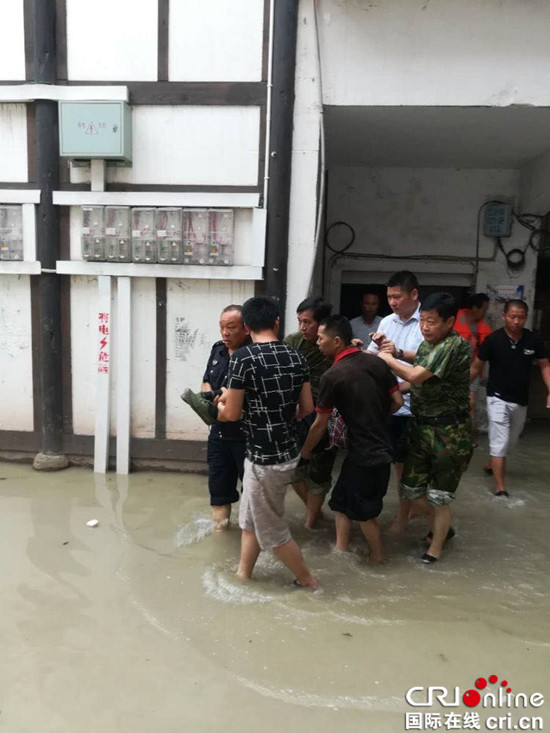 【社會民生】重慶銅梁東城街道近50小時抗洪救災連續作戰