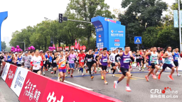 2025重慶半程馬拉松鳴槍開跑