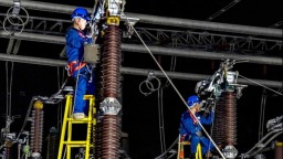 重慶電力：“零點檢修”確保供電“零感知”