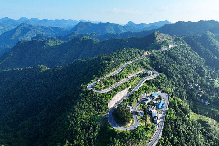 武陵山區：夏韻悠然 田園如詩