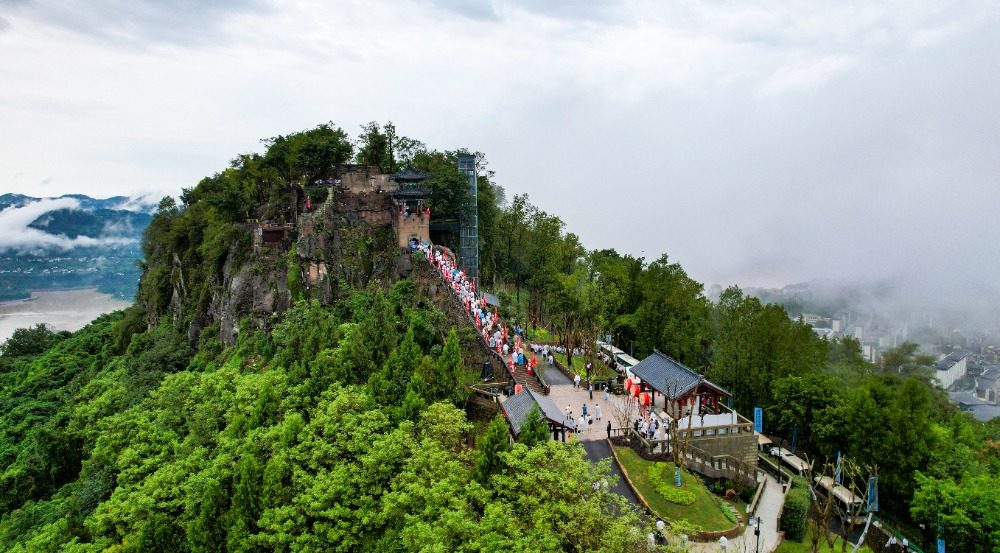 重慶雲陽:千年磐石城遺址公園開門迎客