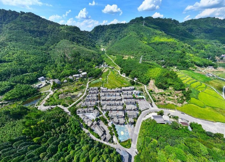 重慶梁平：高山鄉鎮秋色美