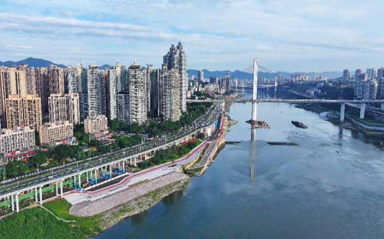 重慶兩江四岸添新景 沙濱路中渡口碼頭景觀平臺建成開放