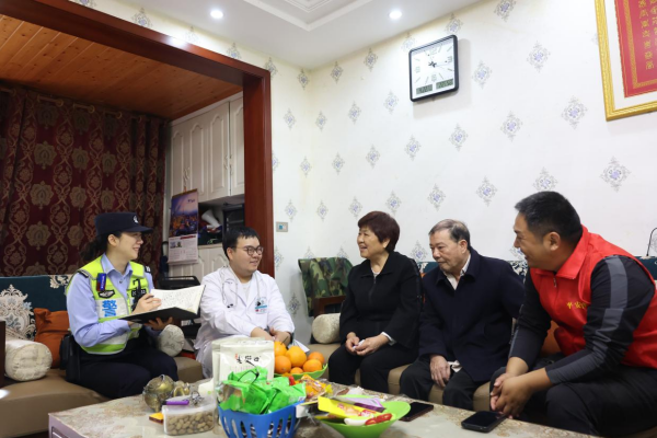 重慶江津民警趙佳：紮根社區18載 用真情守護百姓“煙火氣”_fororder_圖片1