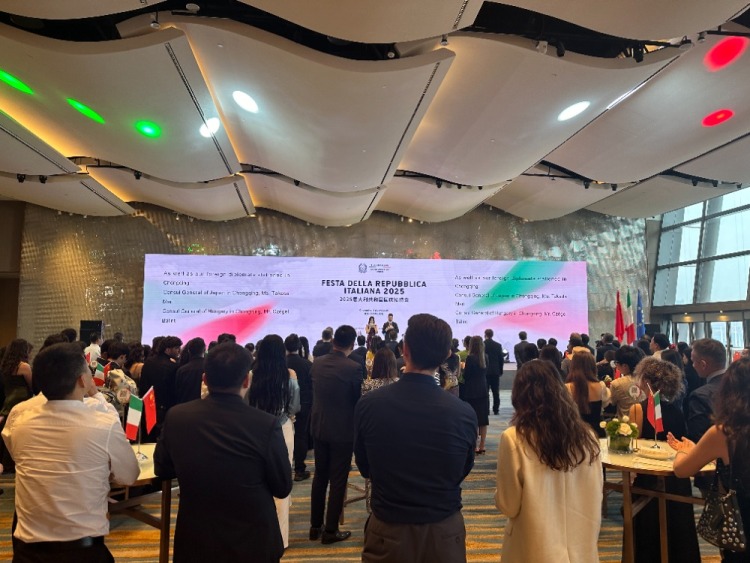 意大利駐渝總領事施啟帆點讚重慶城市魅力