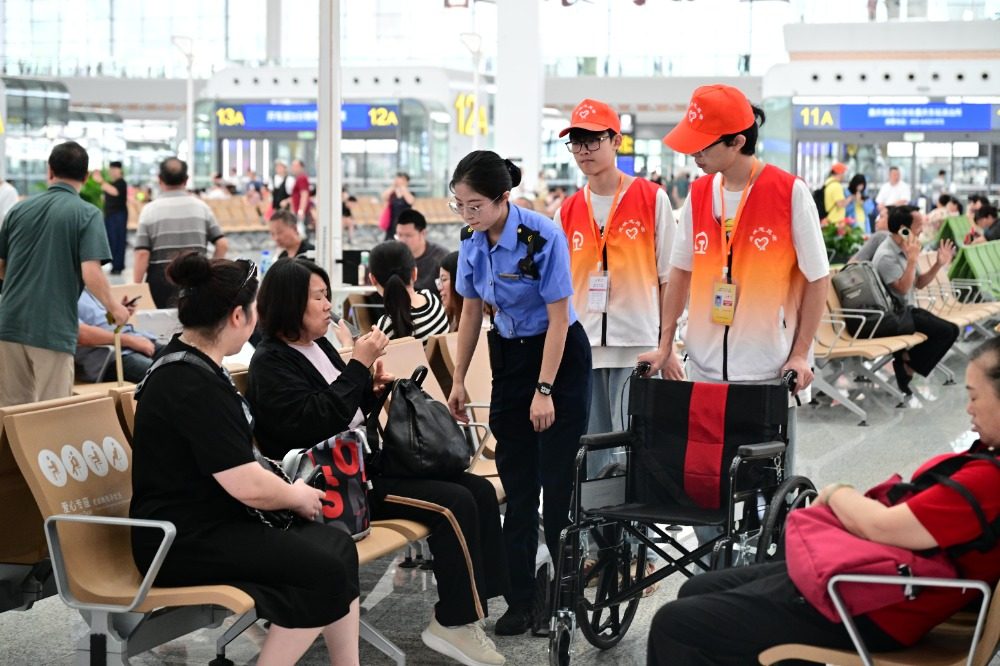 圖片新聞｜重慶東站首迎“暑運”