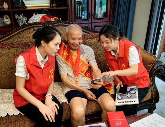 中電建物業華西區域以黨建賦能物業服務_fororder_微信圖片_20250715153543