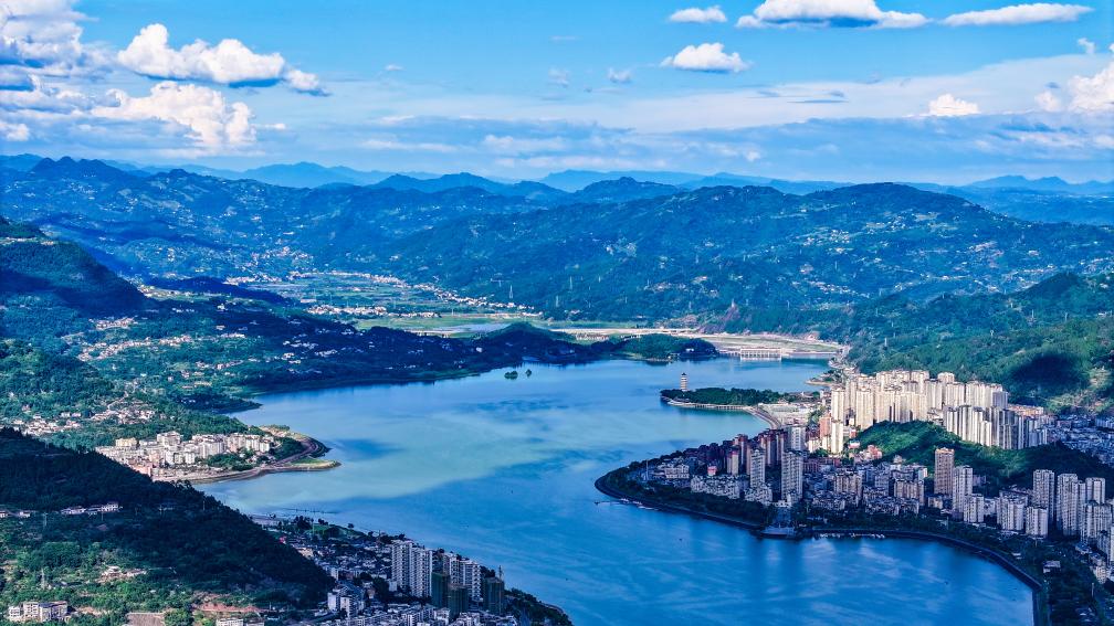 重慶開州：一城山色半城湖