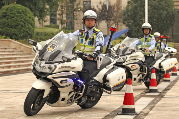 重慶江津民警溫仁健：驍騎礪劍護平安 初心如磐暖民心_fororder_圖片1