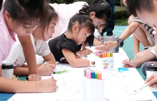 重慶：碧桂園服務暖心構築共融社區新生態 點亮美好生活_fororder_微信圖片_2025-09-24_114344_444