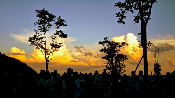 重慶：2025巫山·摩天嶺長江雲上生活季開幕_fororder_圖片3