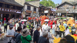 “五一”小長假 重慶秀山迎客80萬人次
