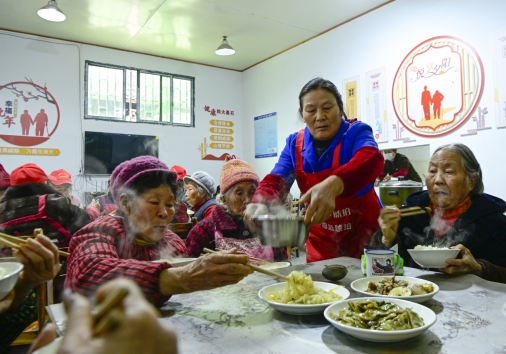 重慶酉陽：“小食堂”撬動基層“大治理”_fororder_微信圖片_20250519155715