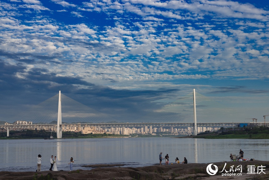 “橋”見重慶“未來感”
