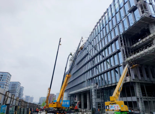 重慶：金鳳城市中心一期四標段項目加速建設_fororder_微信圖片_20250430142418