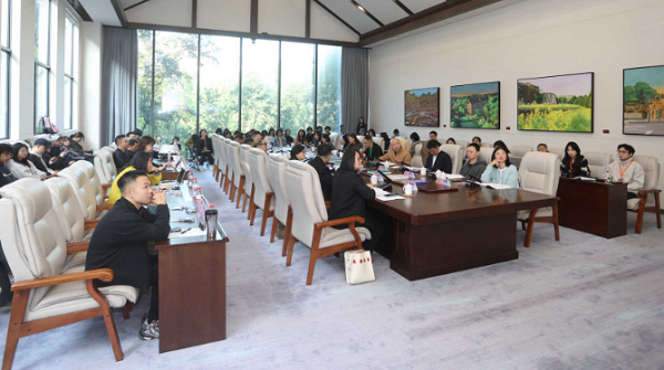 高等藝術教育美術與書法專業學位行業發展研討會在渝舉行_fororder_mmexport1761633025294