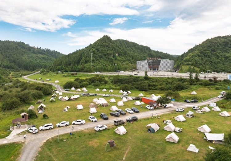 渝廈高鐵送來高山“涼風”