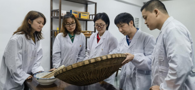 重慶涪陵：高級技師蔡蘇榮膺“大國工匠”稱號_fororder_圖片2