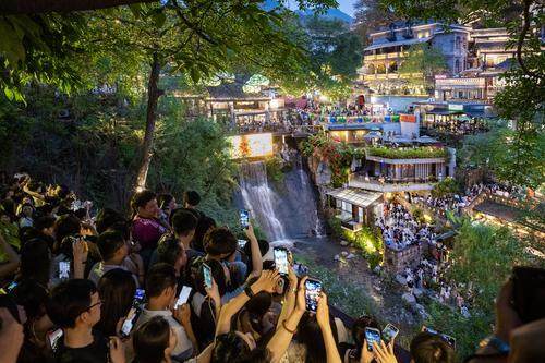 重慶“花式”打造消費新場景 三個案例入選全國典型
