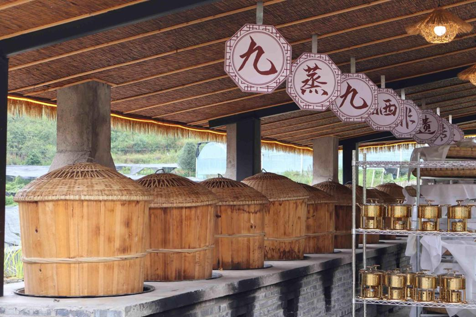 重慶彭水善感鄉：“苗藥谷”蝶變煥新 千年苗醫藥激活鄉村振興新動能_fororder_圖片2