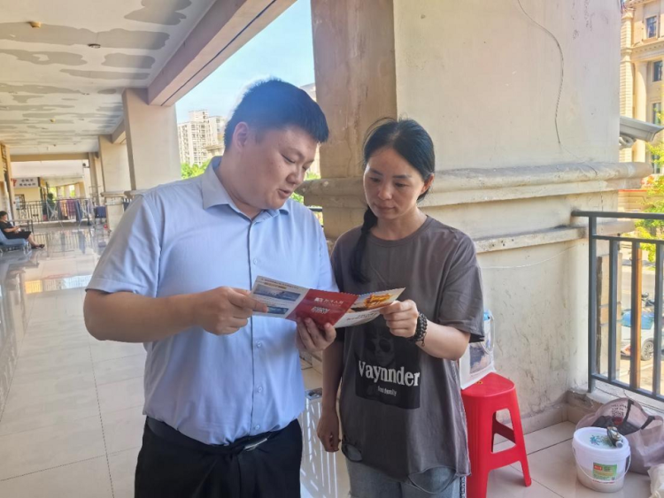 百年人壽重慶市永川中心支公司舉辦金融知識進社區活動_fororder_mmexport1757567014057