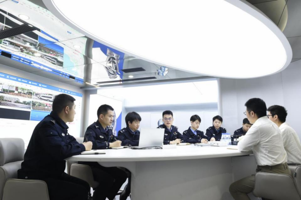 重慶萬州公安打造“腦”動實驗室 賦能警務新“智”動_fororder_圖片1
