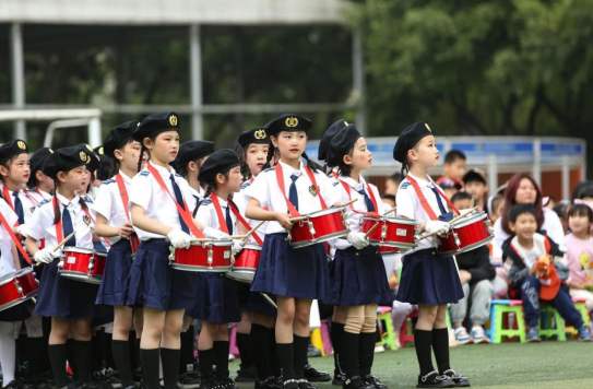 重慶南岸區珊瑚魯能小學校：“文化+科技”點燃校園田徑運動會_fororder_微信圖片_20250424155246