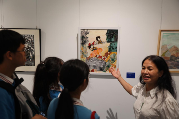 重慶彭水300余件師生作品展現“苗鄉藝韻”_fororder_圖片3