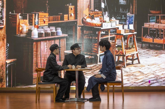 四川外國語大學師生同上沉浸式互動思政課 穿越時空體悟“紅岩精神”_fororder_微信圖片_20250517190253
