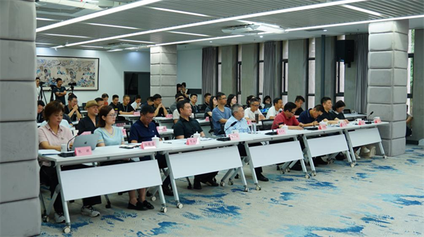 “西部大開發”主題油畫創作人才培訓在四川美術學院開班_fororder_圖片2