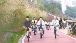 重慶：從亂石灘蝶變“頂流”打卡地 江灘公園生態治理重塑岸線