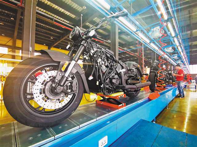 【城市遠洋】首臺重慶造650CC大排量摩托車下線