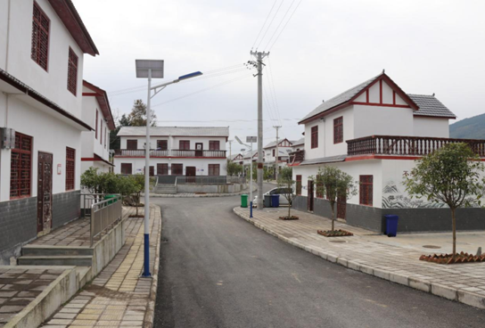 【新春走基層】重慶三義鄉：易地扶貧搬遷讓56戶貧困戶住新家