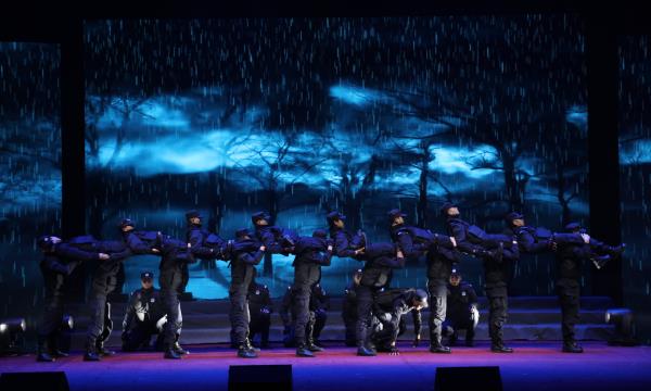 暖警心 聚警力 重慶渝北公安舉行2020年迎新春慰問演出