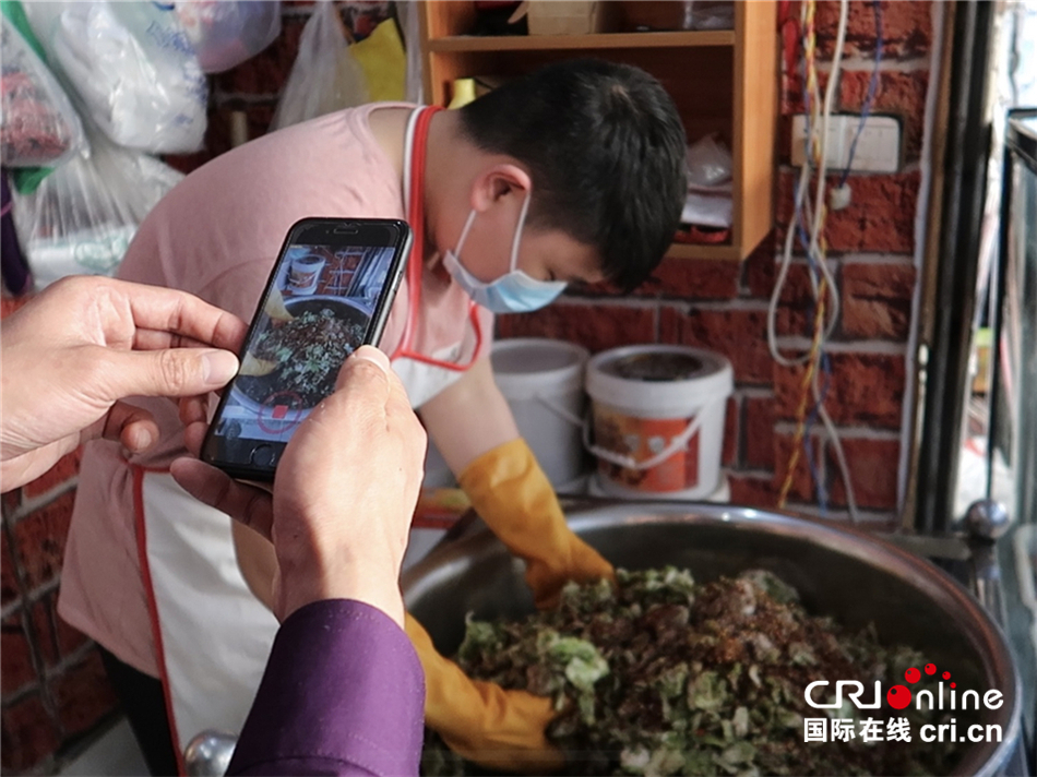 【CRI專稿 列表】重慶涪陵青年創業者彭榮貴：返鄉創業讓家人更踏實