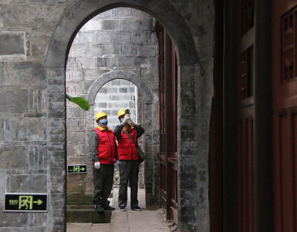 【重慶】【周利宏已審】重慶潼南：電力工人全力保障雙江古鎮4A級景區復工用電安全