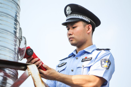 【法制安全】重慶江北民警王繼超：用青春守護綠水青山
