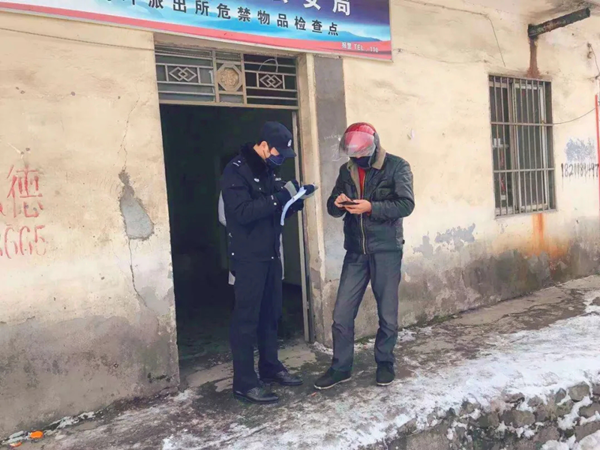 【OK】【重慶】【周利宏已審】重慶巫山縣：上陣父子兵 並肩戰疫情