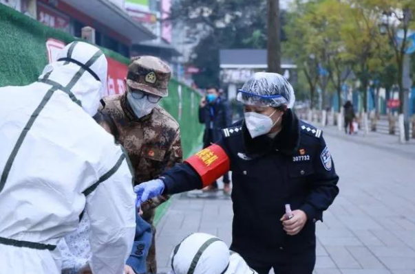 【OK】【急稿】【重慶市公安局供稿】重慶渝北兩路派出所教導員曾淑俊榮膺“公安抗疫巾幗先鋒”榮譽稱號