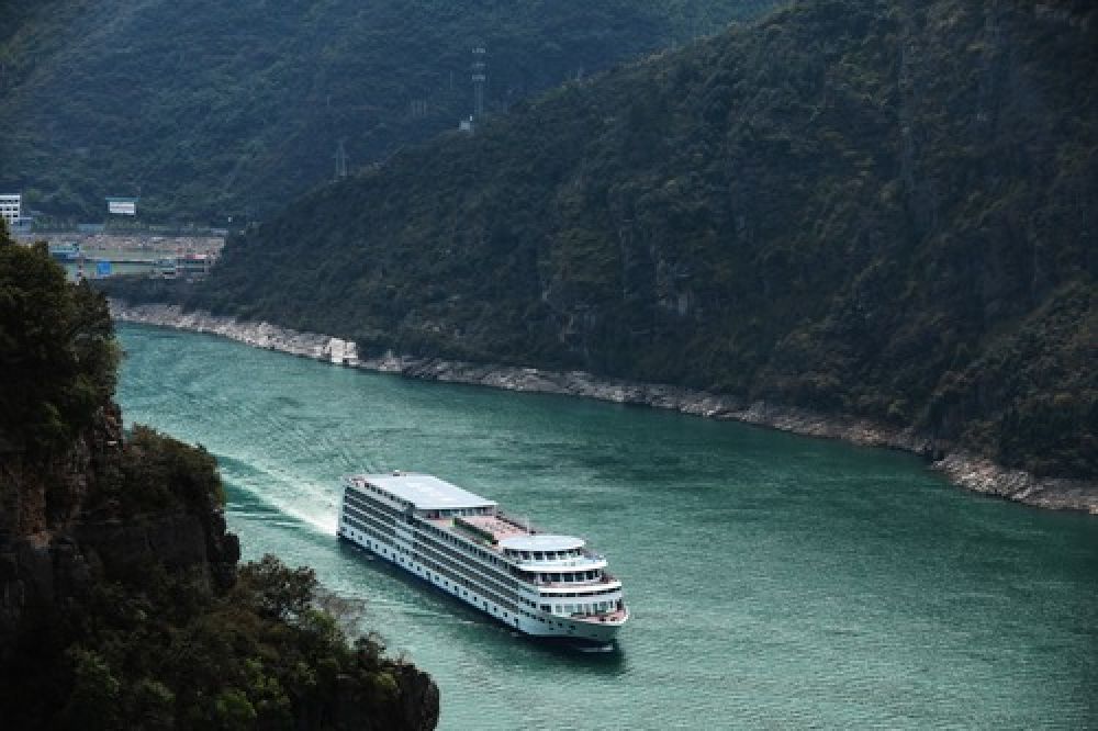 【頭條下文字】【聚焦重慶】戰“疫”又戰“污” 重慶築牢長江上游生態屏障