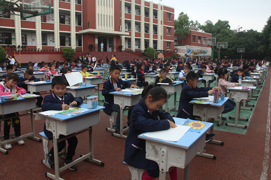 【區縣聯動】【銅梁】銅梁平灘小學：校園書畫賽 喜迎兒童節