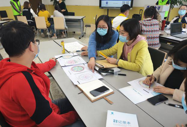 【兩江新區黨工委宣傳部供稿】重慶兩江新區星辰初級中學開啟心理健康教育系列培訓