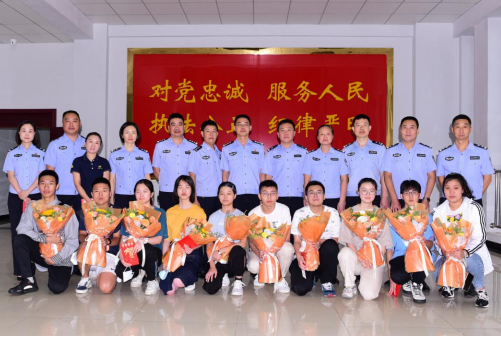 【原創】重慶雲陽縣公安局召開2021年度民警高考子女升學座談會_fororder_微信圖片_20210827155754